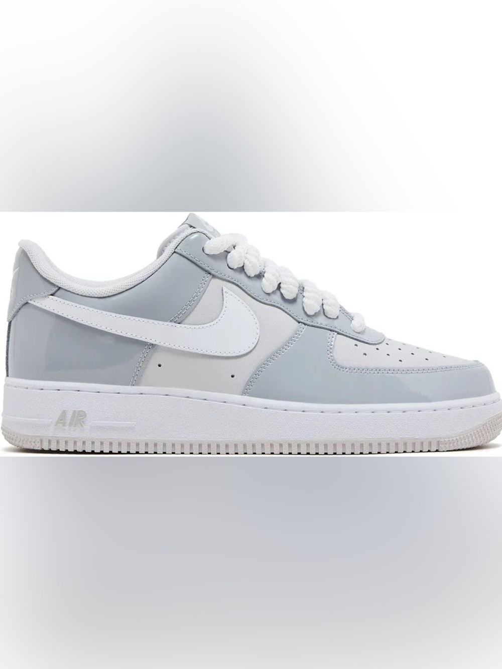 Nike Kids Light Gray and White Low-Top Sneakers